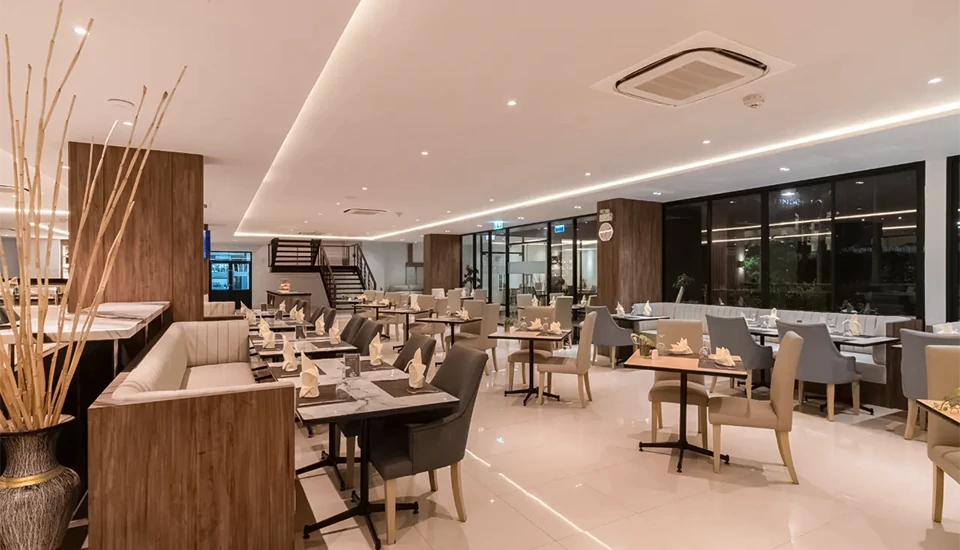 هتل نیو اسکوئر پتونگ پوکت